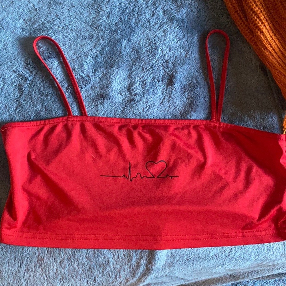 Red cropped top